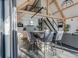 Beautiful House With air Conditioning