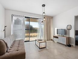 Nice Apartment Near Beach