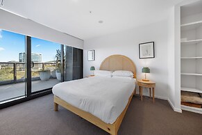 cozy 2BR with free parking & wifi