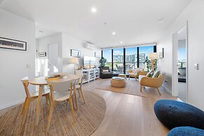 cozy 2BR with free parking & wifi