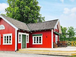 4 Person Holiday Home in Allingsas, Sverige