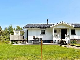 6 Person Holiday Home in Uddevalla