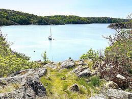 6 Person Holiday Home in Uddevalla-by Traum