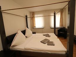 Central Apartment Near the Trade Fair