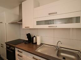 Central Apartment Near the Trade Fair