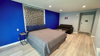Quintessence ApartHotel