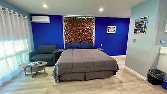 Quintessence ApartHotel