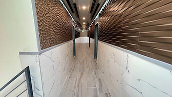 Quintessence ApartHotel