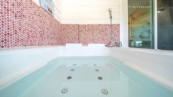 Ganghwa Giverny Spa Pension