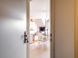 Alise Sunny Duplex Apartment in Koksijde