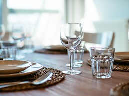 Alise Sunny Duplex Apartment in Koksijde