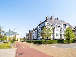 Alise Sunny Duplex Apartment in Koksijde