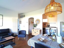 Holiday Home by Lake Maggiore With Balcony