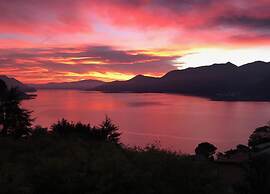 Holiday Home by Lake Maggiore With Balcony