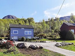 6 Person Holiday Home in Aram-by Traum