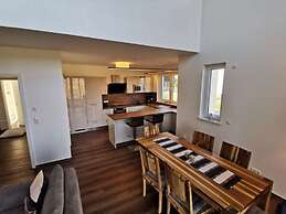 Holiday Home Matten 8