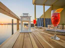 Houseboat South Beach