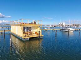 Houseboat South Beach