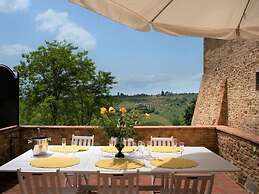 Belvilla by OYO Villa Charme