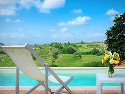 Belvilla by OYO Villa Charme