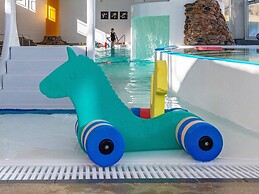 8 Person Holiday Home on a Holiday Park