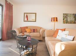 Small Studio in Neuastenberg With Balcony