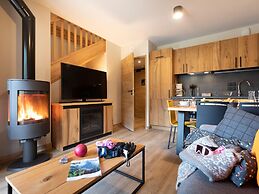 Beautiful Residence With Spa in Cozy Samoens