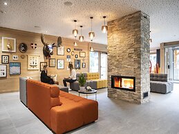 Beautiful Residence With Spa in Cozy Samoens