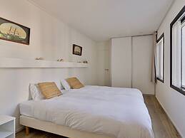 Spacious Villa in Kamperland Near Lake