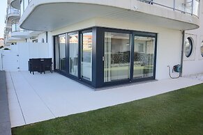 Apartment in Nieuwpoort With sea Views