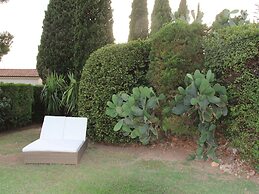 Villa Near Cannes With Pool and Views