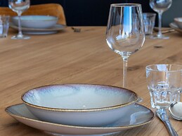 Stylish Apartment With Sauna, ski Lift at 600 m