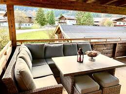 Holiday Flat With Terrace Near Wildkogel