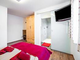 Holiday Flat With Terrace Near Wildkogel