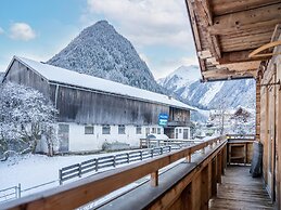 Holiday Flat With Terrace Near Wildkogel