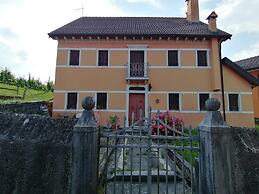 Charming Alpine Retreat for 9