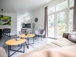 Atmospheric Chalet With Terrace in the Middle of the Veluwe