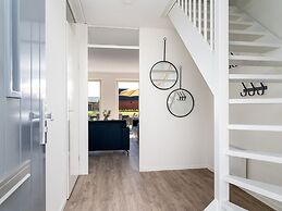 Spacious Holiday Home With Outdoor spa