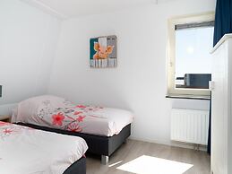 Spacious Holiday Home With Outdoor spa