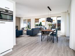 Spacious Holiday Home With Outdoor spa