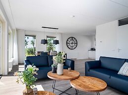 Spacious Holiday Home With Outdoor spa