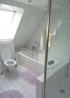 The Fischerhaus on Lake Malkwitzer See