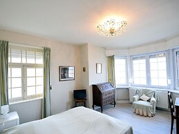 Beautiful Normandy Villa in an Exclusive Location