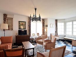 Beautiful Normandy Villa in an Exclusive Location