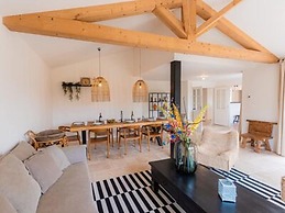 Modern Villa With Large Garden