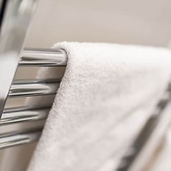 Dockside Quay Views City Vibes