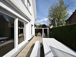 Stille Rust V Modern Villa in De Haan