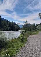 Reindler Modern Retreat