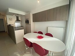 Apartment in Nieuwpoort With Terrace