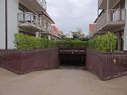 Apartment in Nieuwpoort With Terrace